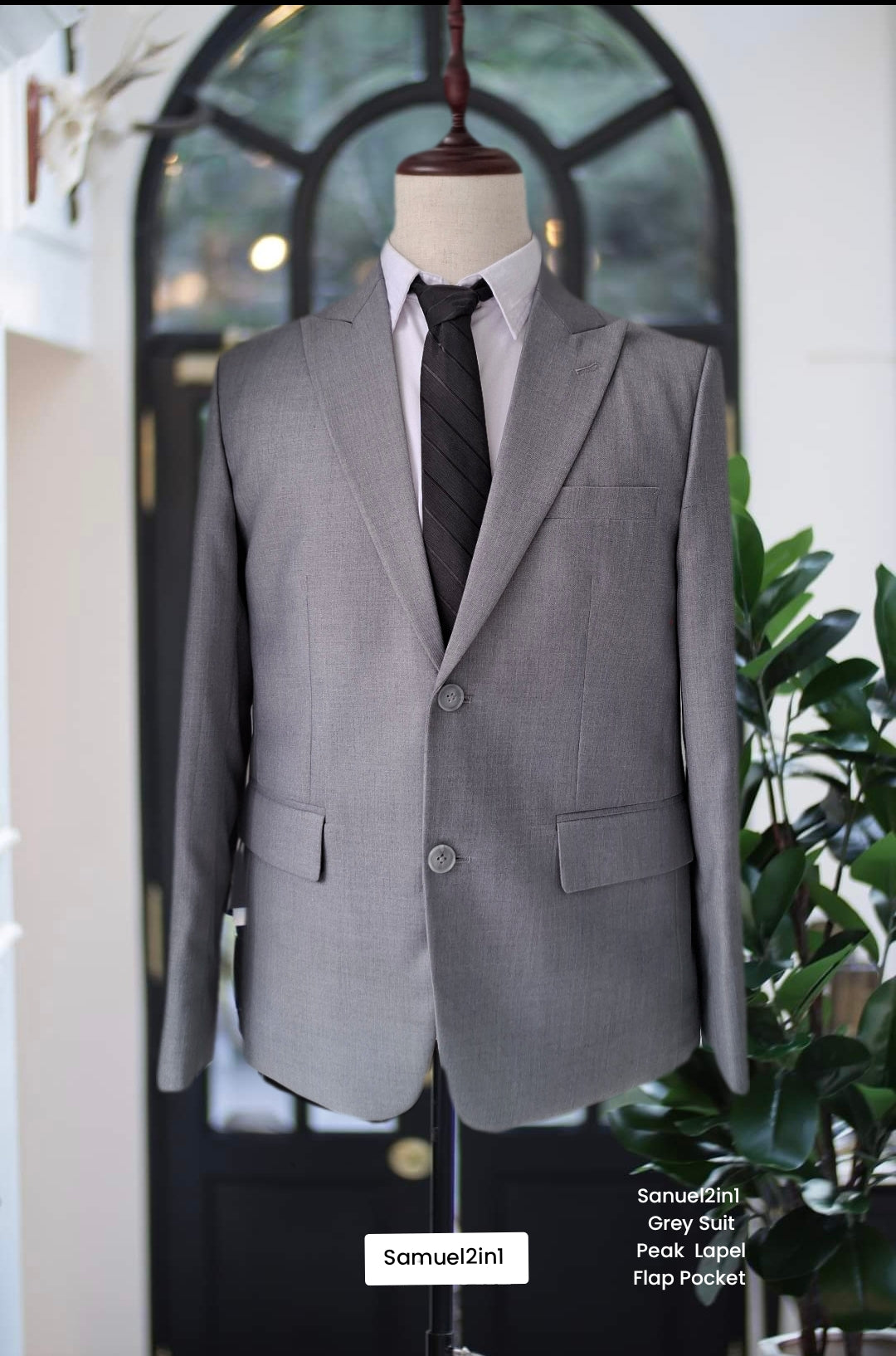 ชุดสูทสีเทา คอปกแหลม - Grey Peak Lapel Suit - Samuel2in1
