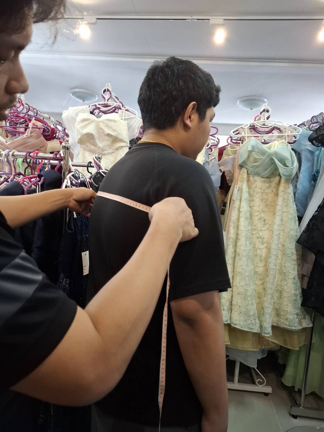 ขอบคุณลูกค้า Plus Size ที่ไว้วางใจตัดสูทกับ Dress Co ✨