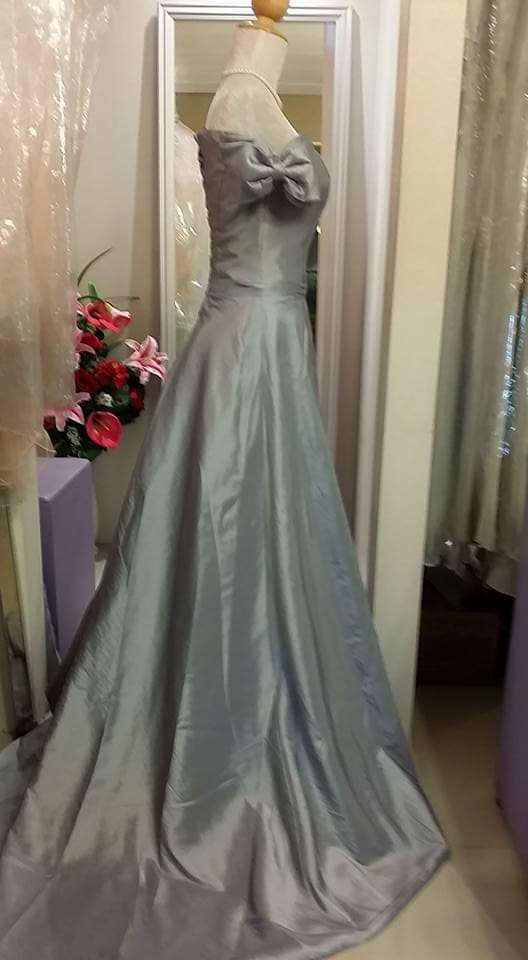 Opal grey satin off-shoulder long dress with shoulder bow