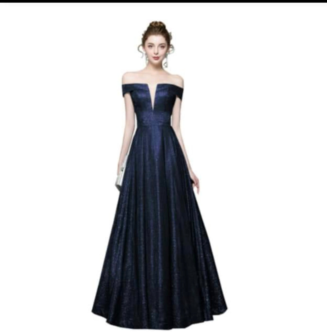 เดรสยาวเปิดไหล่ผ้ากลิตเตอร์สีน้ำเงินเข้ม / Navy Glitter Off-Shoulder Long Dress