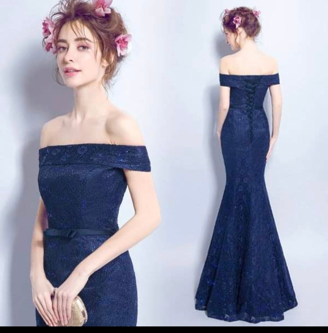 ชุดราตรีเปิดไหล่ทรงเมอร์เมดลูกไม้ | Navy Off-Shoulder Lace Mermaid Gown