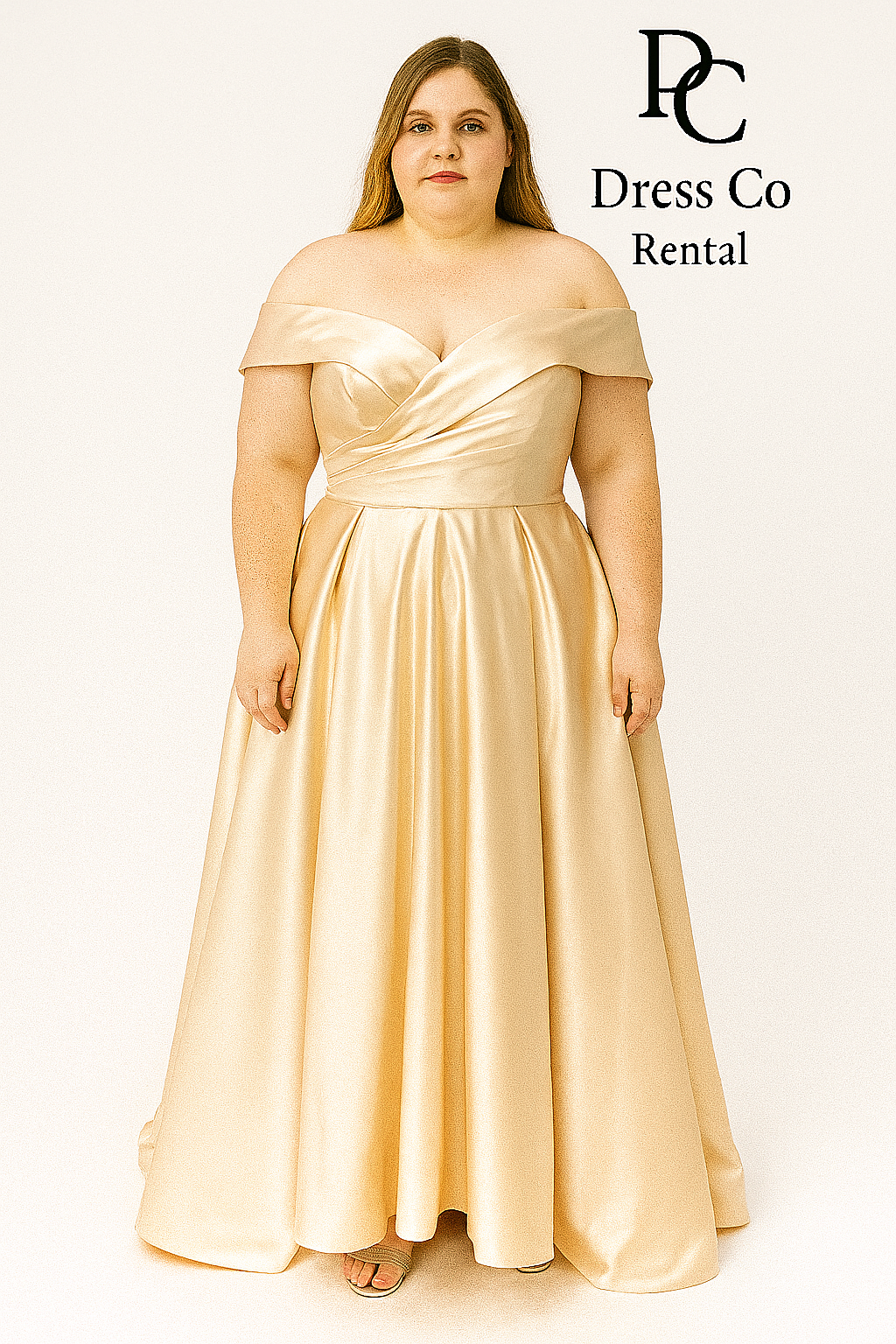 เดรสเปิดไหล่ผ้าซาตินสีครีม / Cream Satin Off-Shoulder Dress