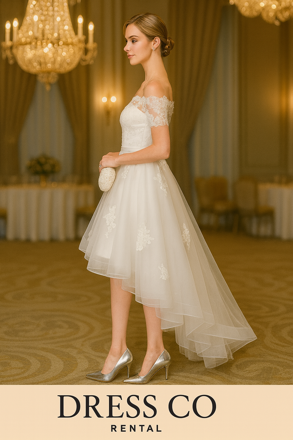 เดรสเจ้าสาวสั้นหางปลา ไหล่ตกลูกไม้ สีขาว – Size M