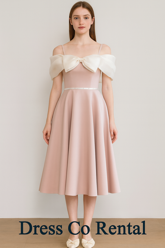 เดรสโบว์สีครีม–ชมพู หวานหรู อกโบว์ใหญ่ ความยาวปานกลาง (Size M)