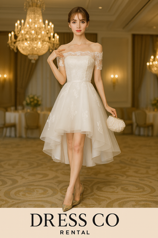 เดรสเจ้าสาวสั้นหางปลา ไหล่ตกลูกไม้ สีขาว – Size M