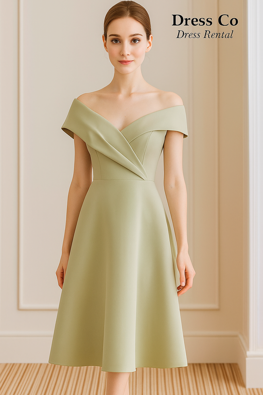 ชุดราตรีเปิดไหล่สีเขียวมิ้นท์ | Mint Green Off-Shoulder Dress