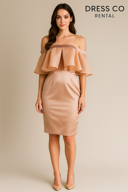 เดรสระบายเปิดไหล่สีพีช / Peach Ruffled Off-Shoulder Dress